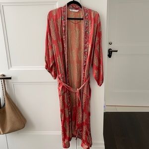 Zara Kimono (quick sell out)